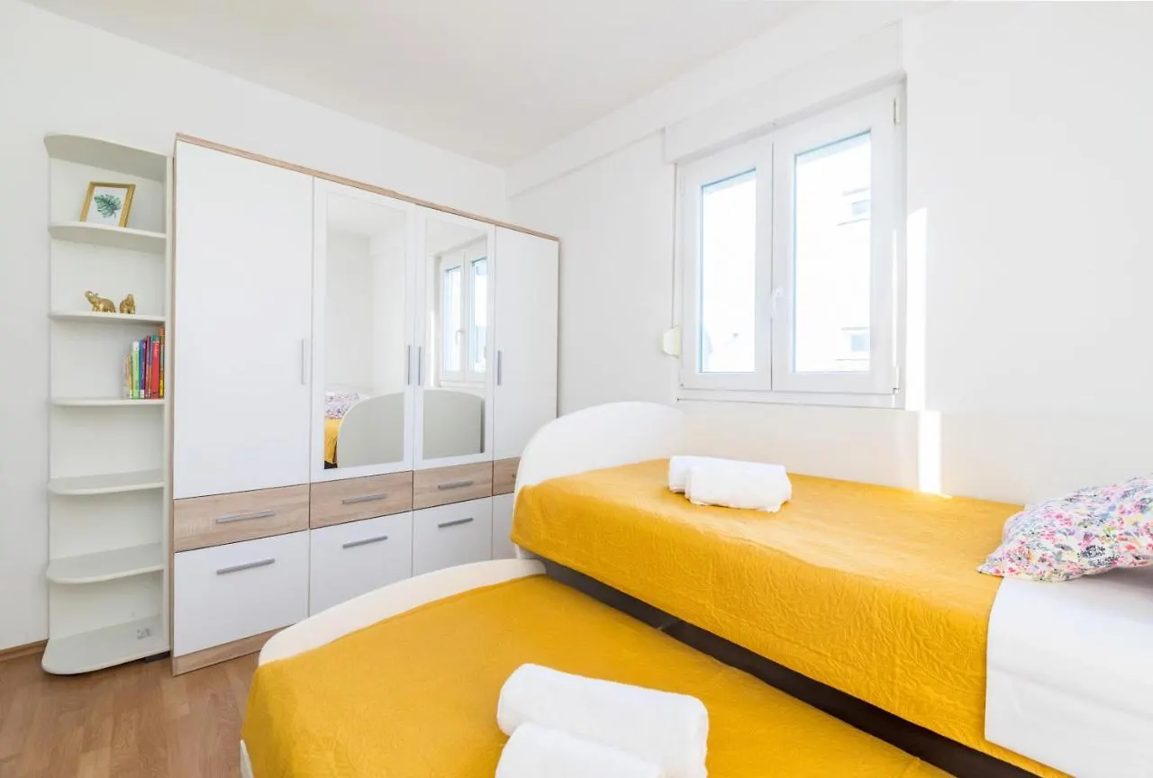 D&D Apartment Zadar 0*,